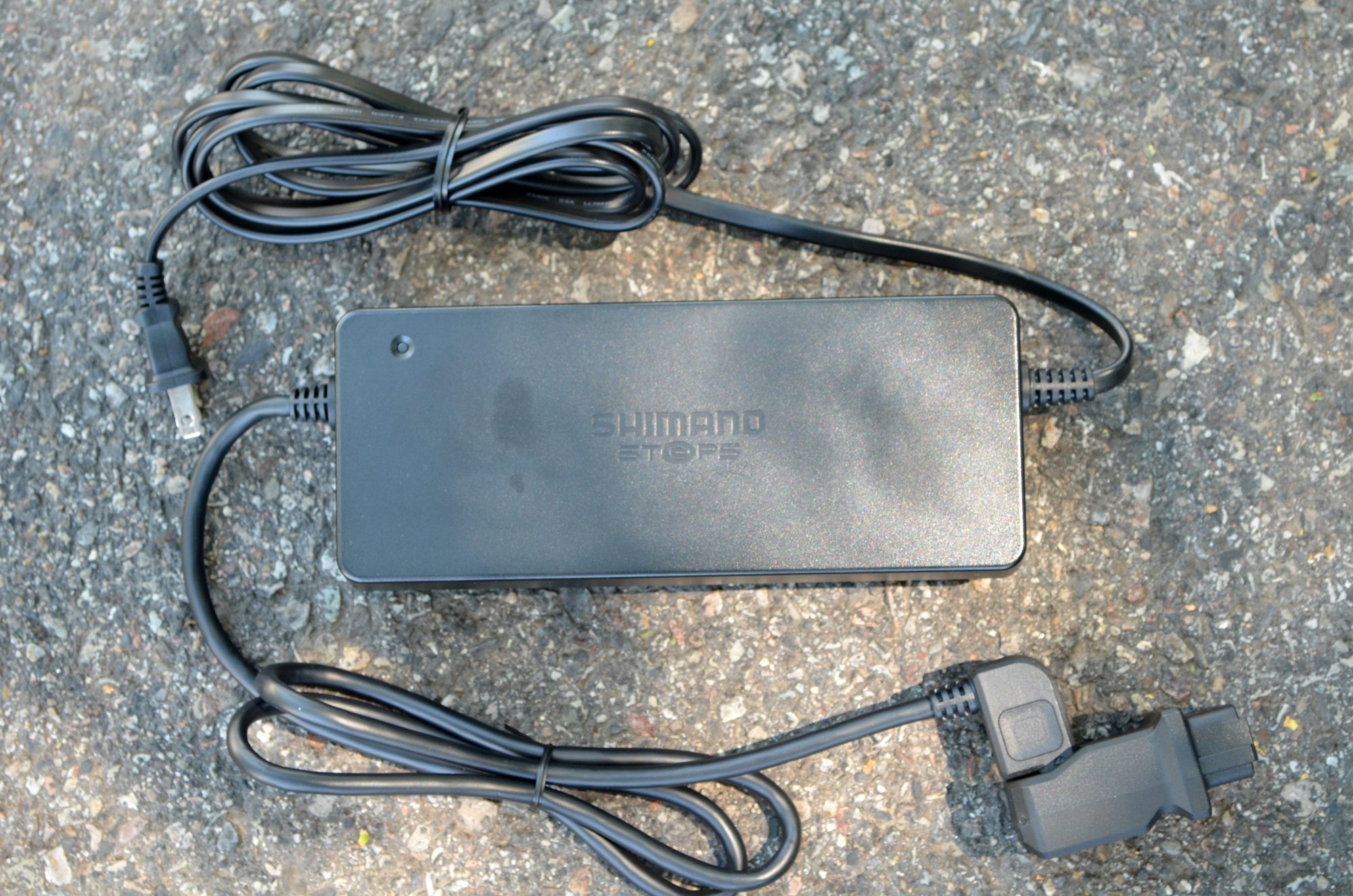 felt-totem-electric-bikec-charger-by-shimano-steps